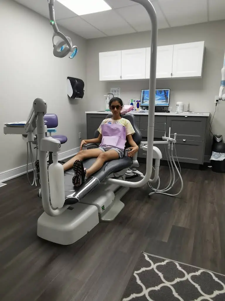 Hakeem Dental