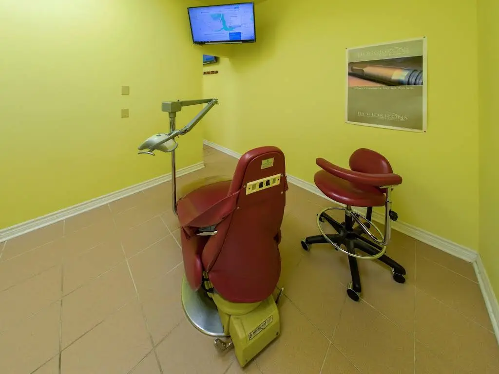 The Tooth Corner