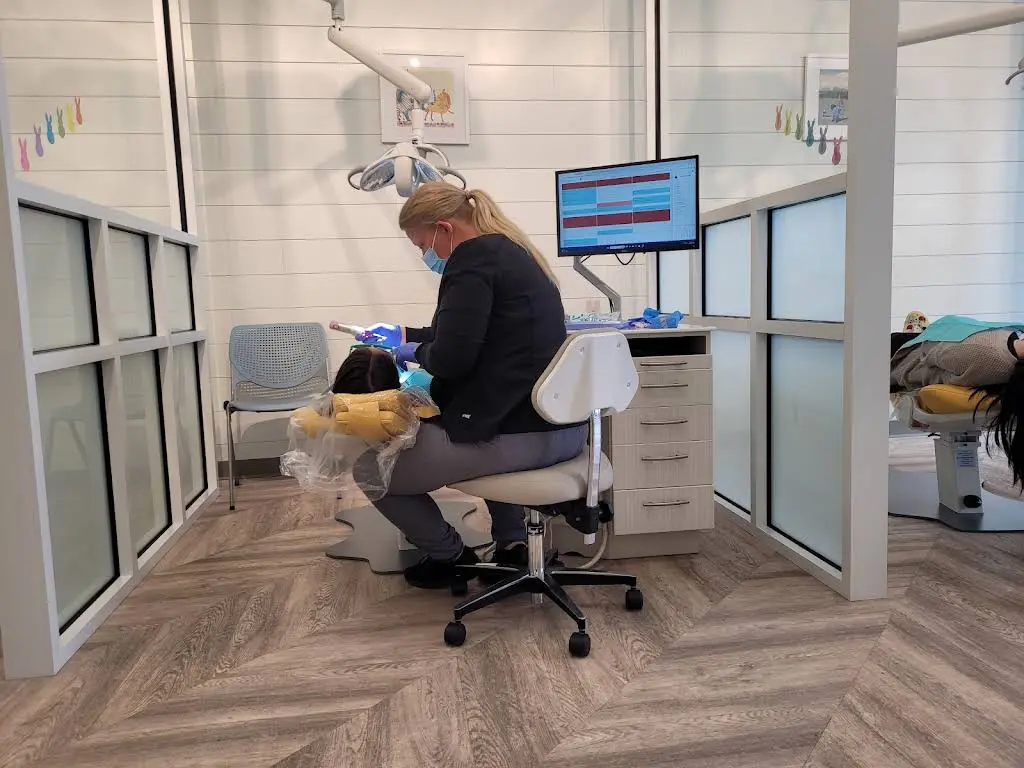 Bumble Kids Pediatric Dentistry