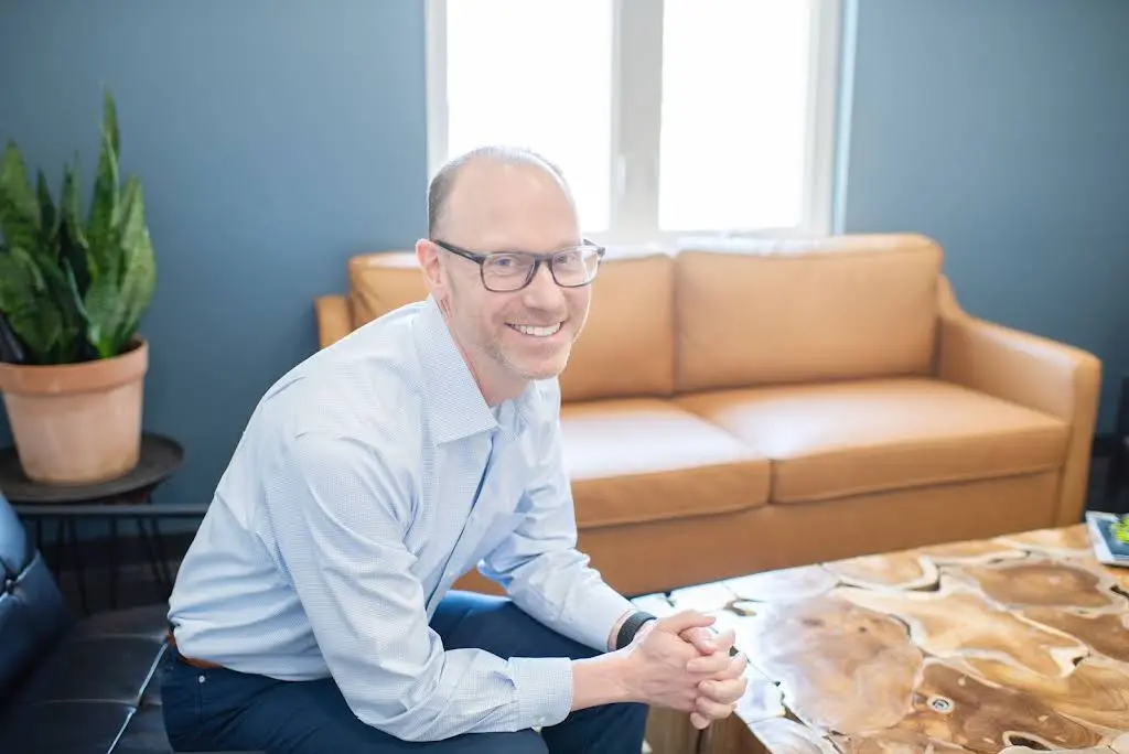 The Extra Smile: Tim Hoftiezer DDS