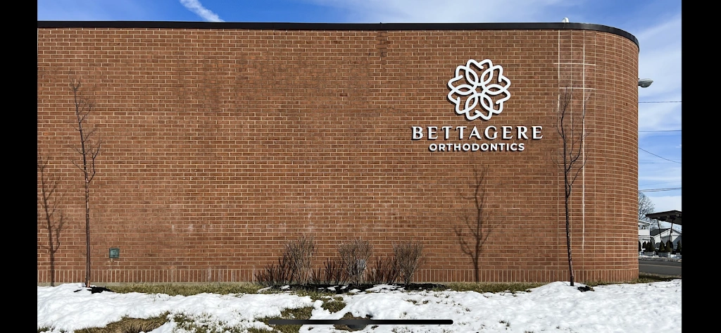 Bettagere Orthodontics - Fortville
