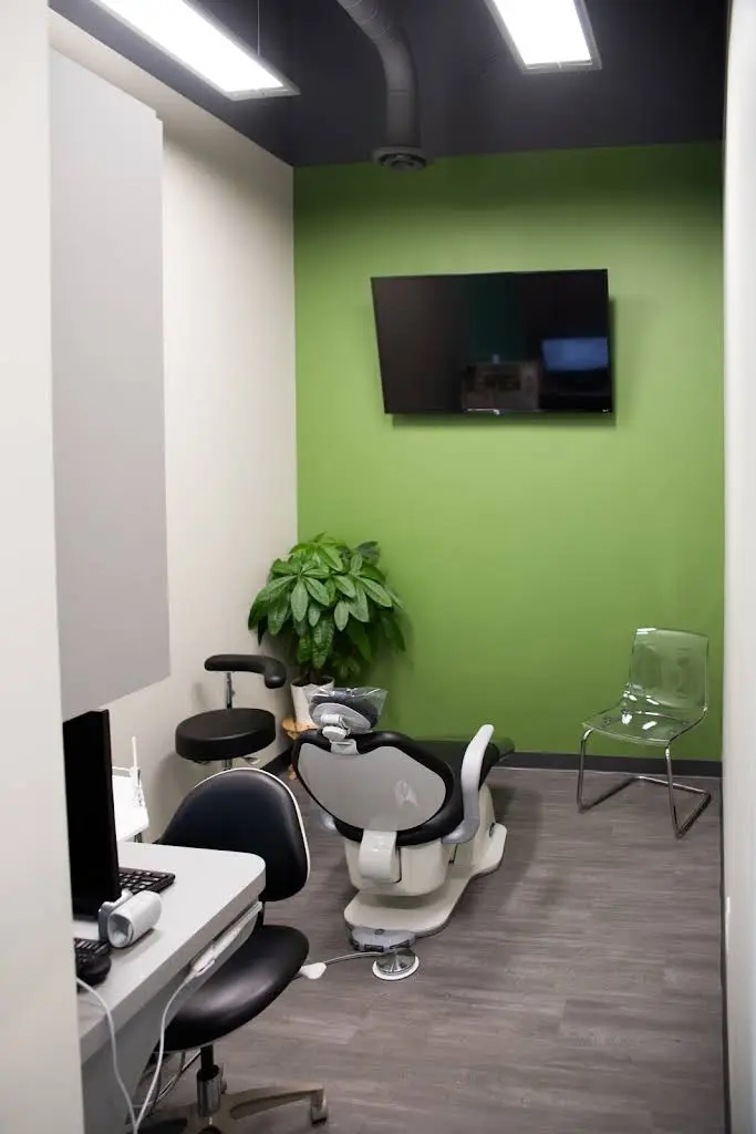 The Dentists at Gateway Crossing