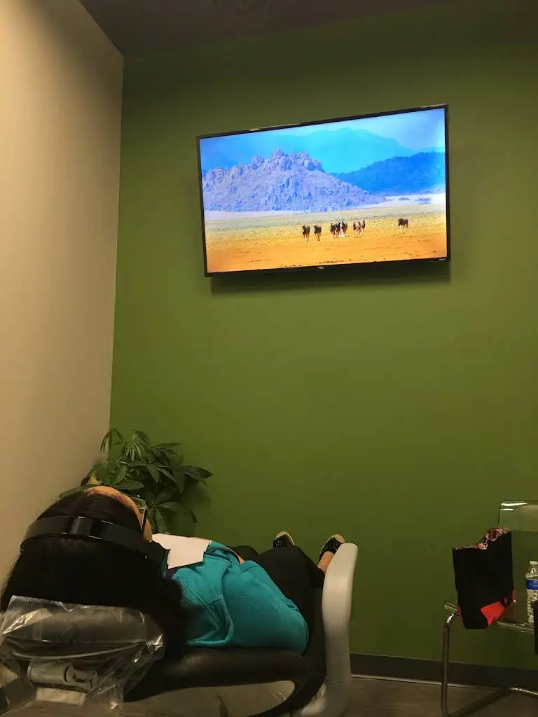 The Dentists at Gateway Crossing