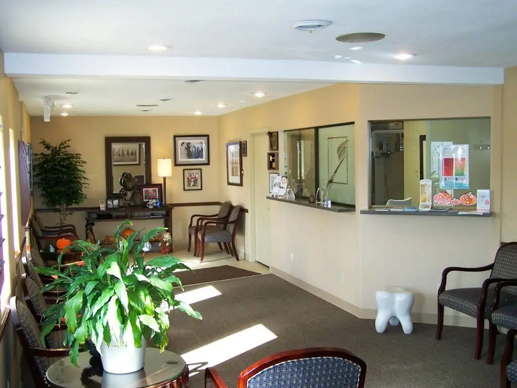 J.E. Rhodes, DDS, Inc.