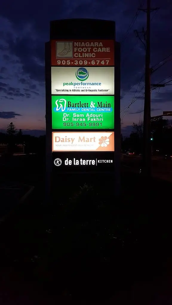 Bartlett & Main Family Dental Centre - Grimsby
