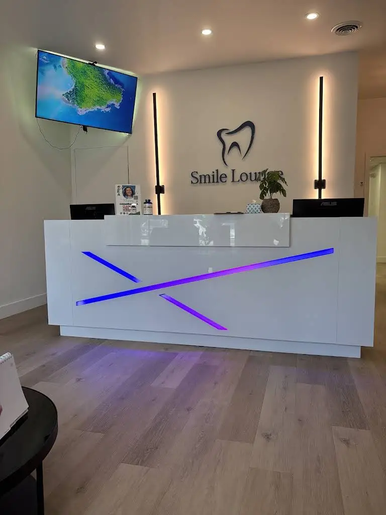 Smile Lounge Dentistry