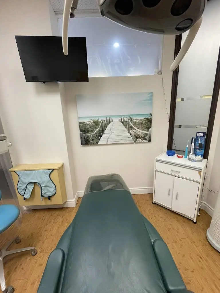 Laurier Dental