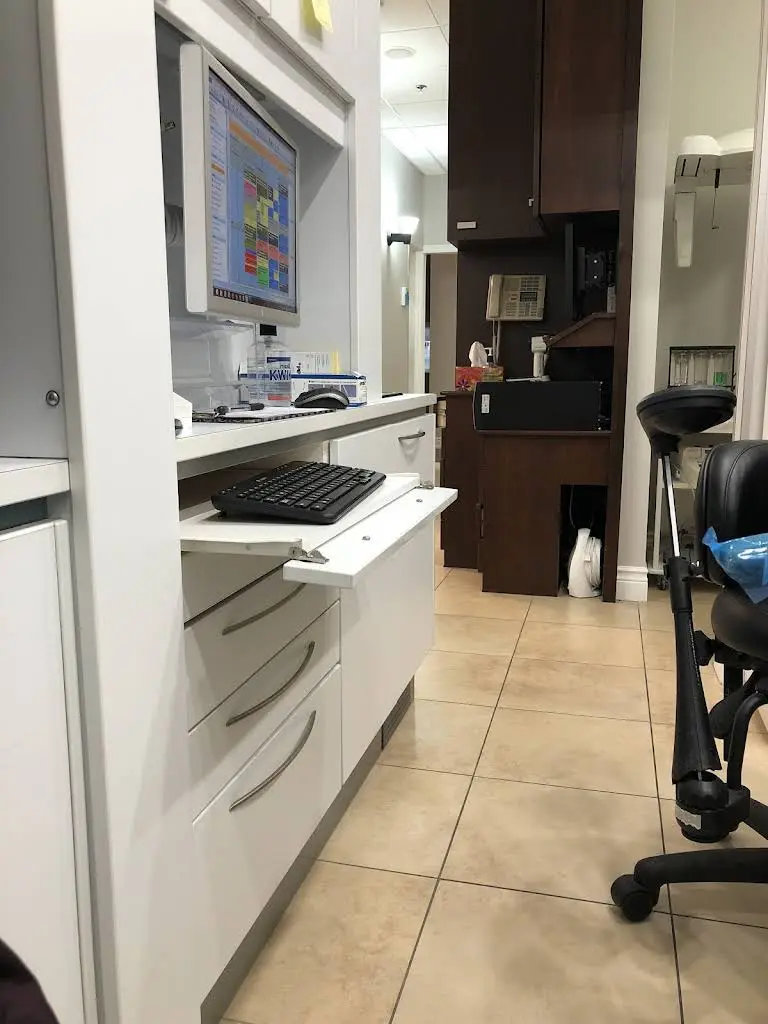 Hawthorne Village Dental Care
