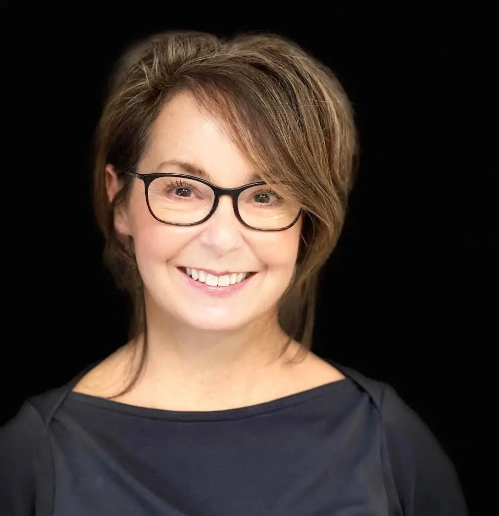 Julie L Stante, DDS - Cosmetic & Family Dentistry
