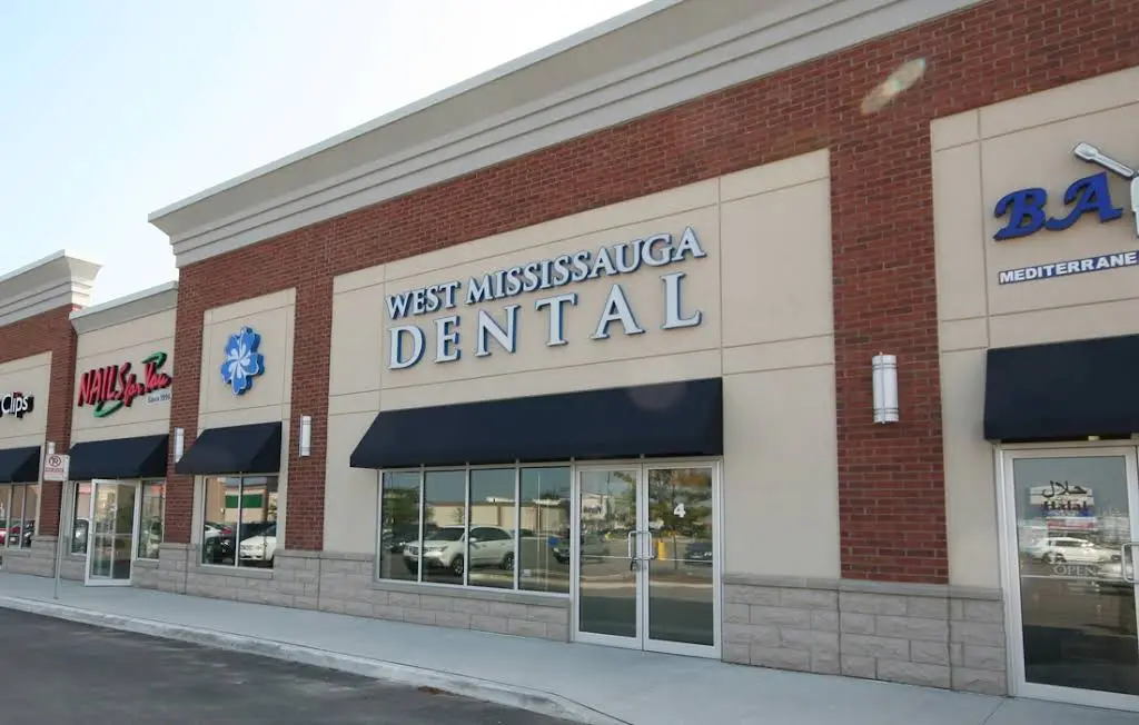 West Mississauga Dental - Professional dental clinic exterior with modern facilities