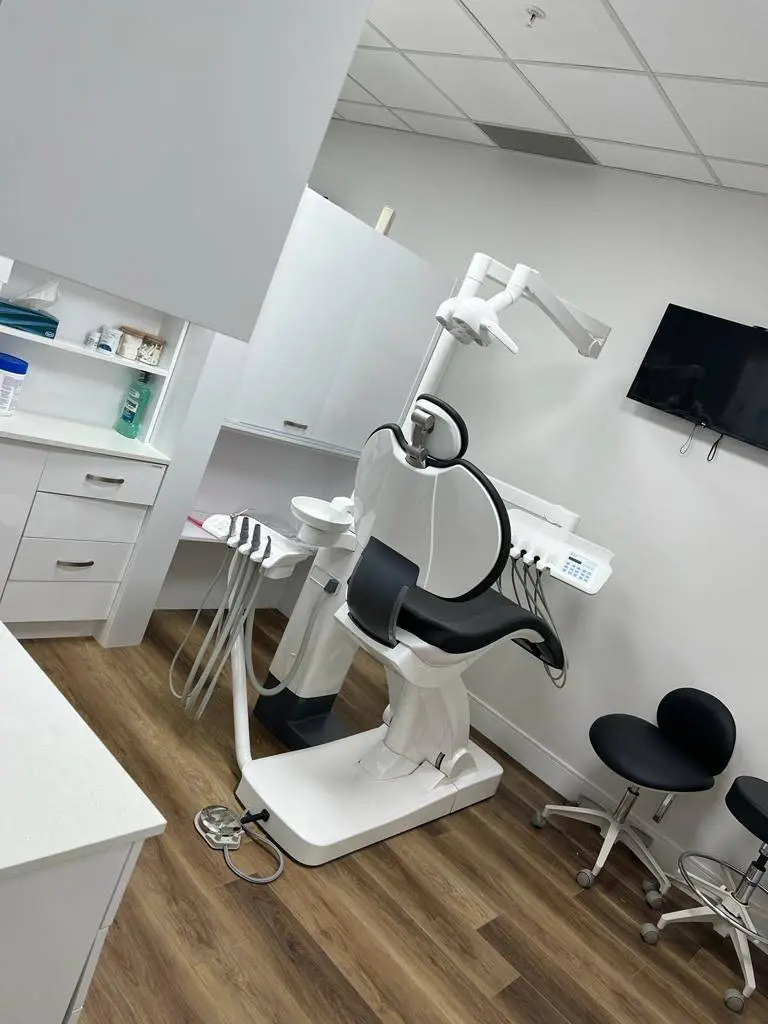 Dr. Harmandeep Raheja Dentistry - Professional dental clinic exterior with modern facilities