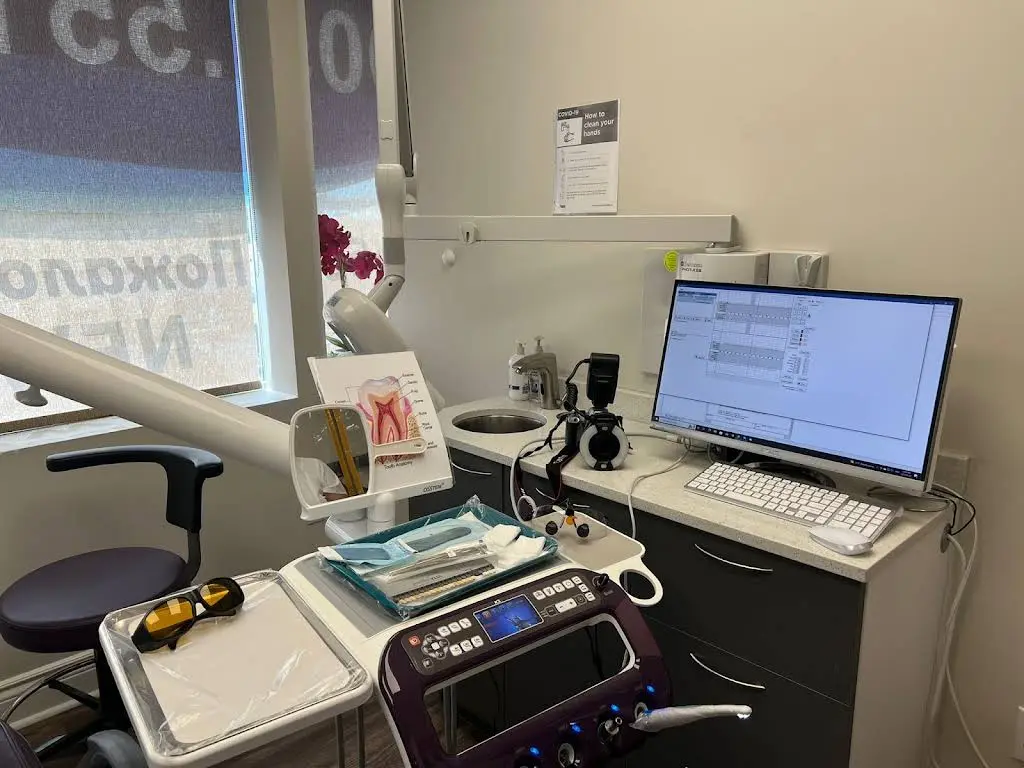 Holland Street Dental