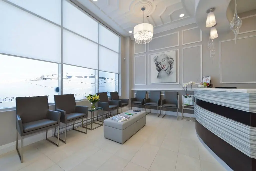 DAWSON DENTAL CENTRE-KING CITY