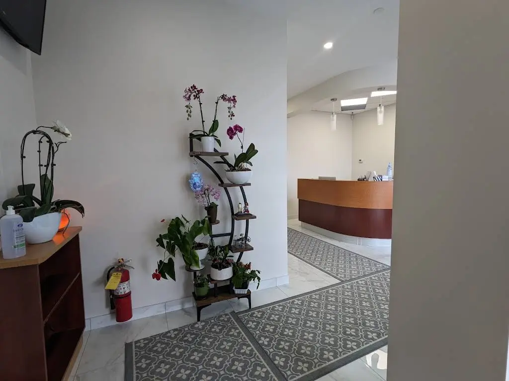 Maple Vaughan Dental