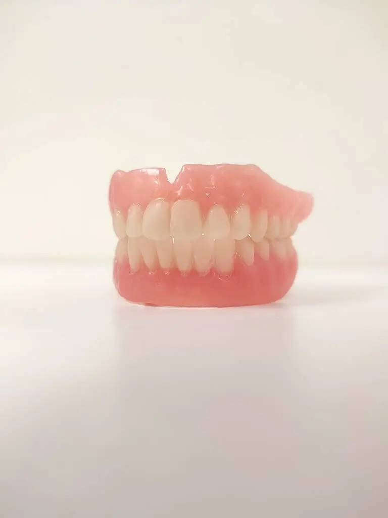 Happy Smile Denture Clinic