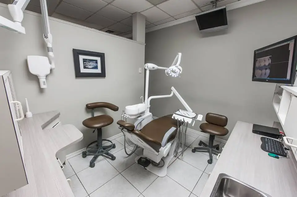 Main Street Dental Office - Professional dental clinic exterior with modern facilities