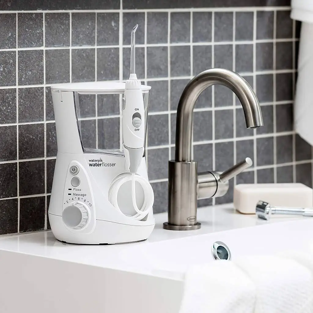 Floss & Gloss Dentistry