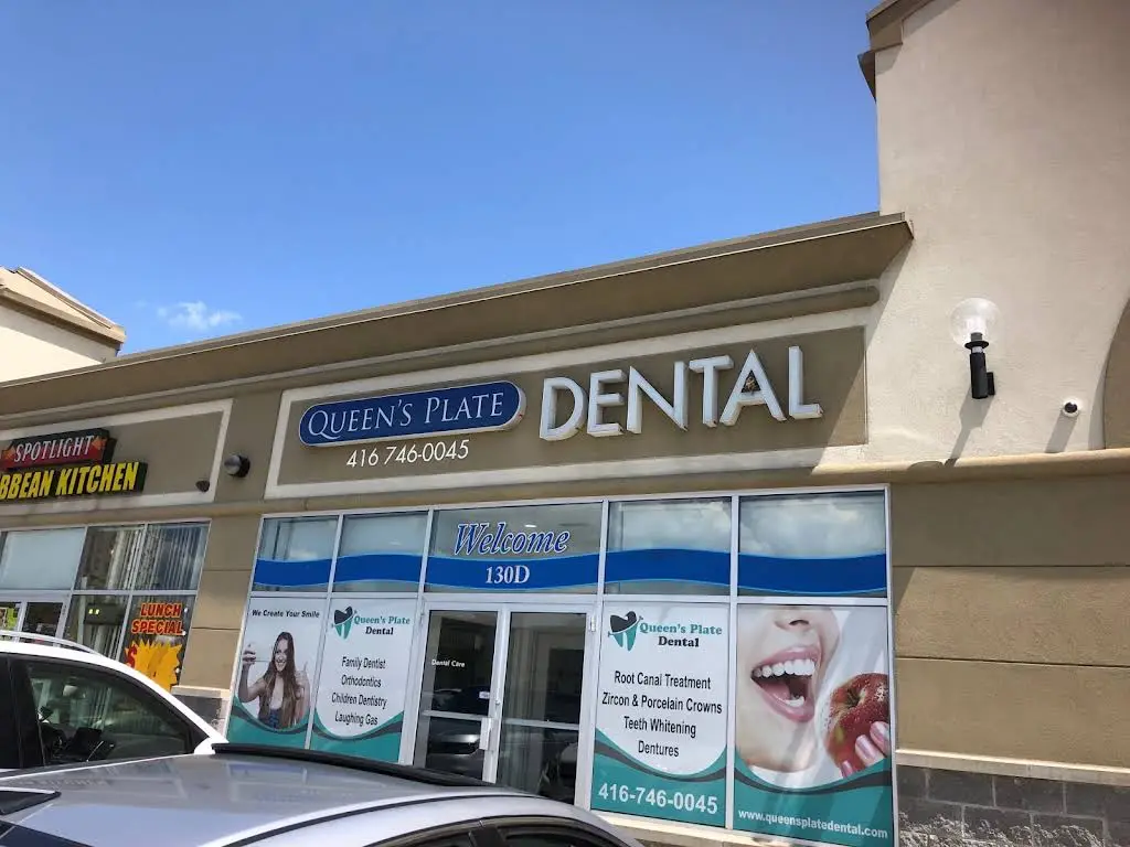 Queen's Plate Dental