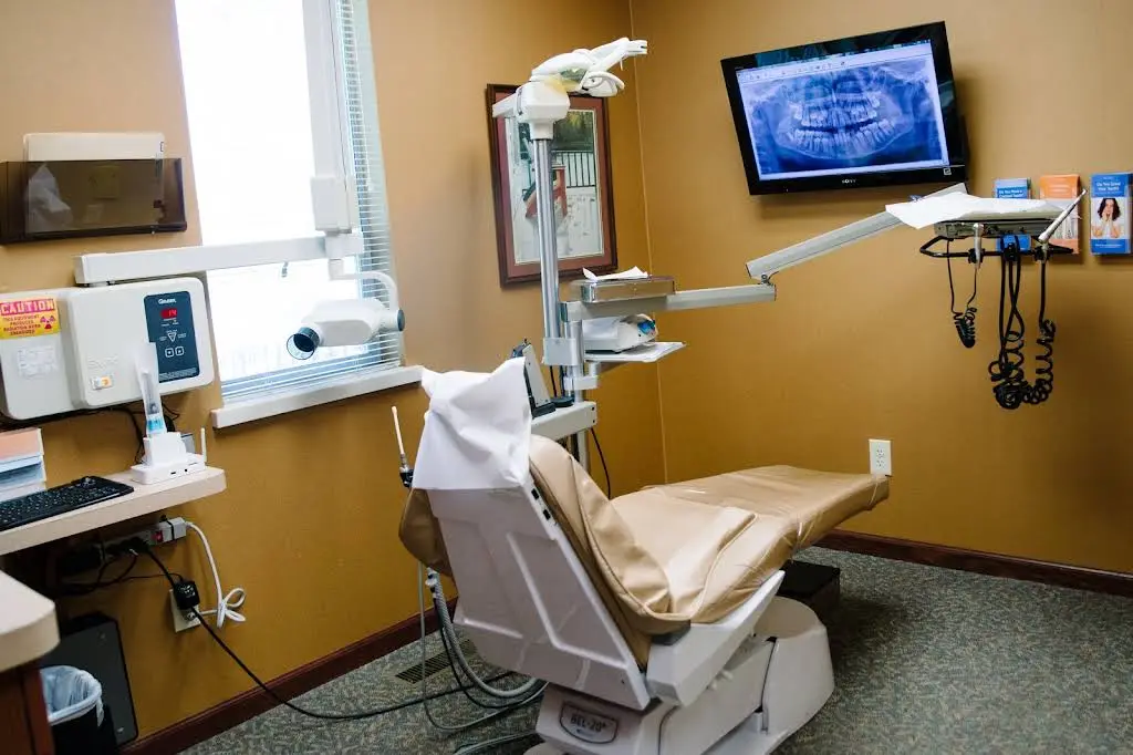 Almoney Dental Group - Kettering