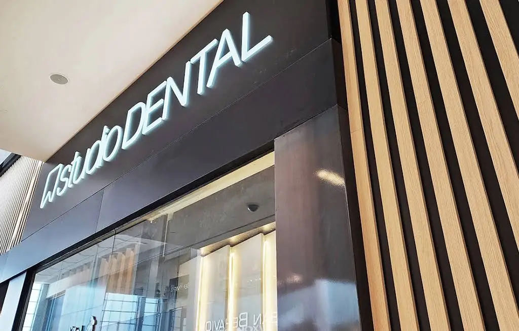 Studio Dental @ Square One