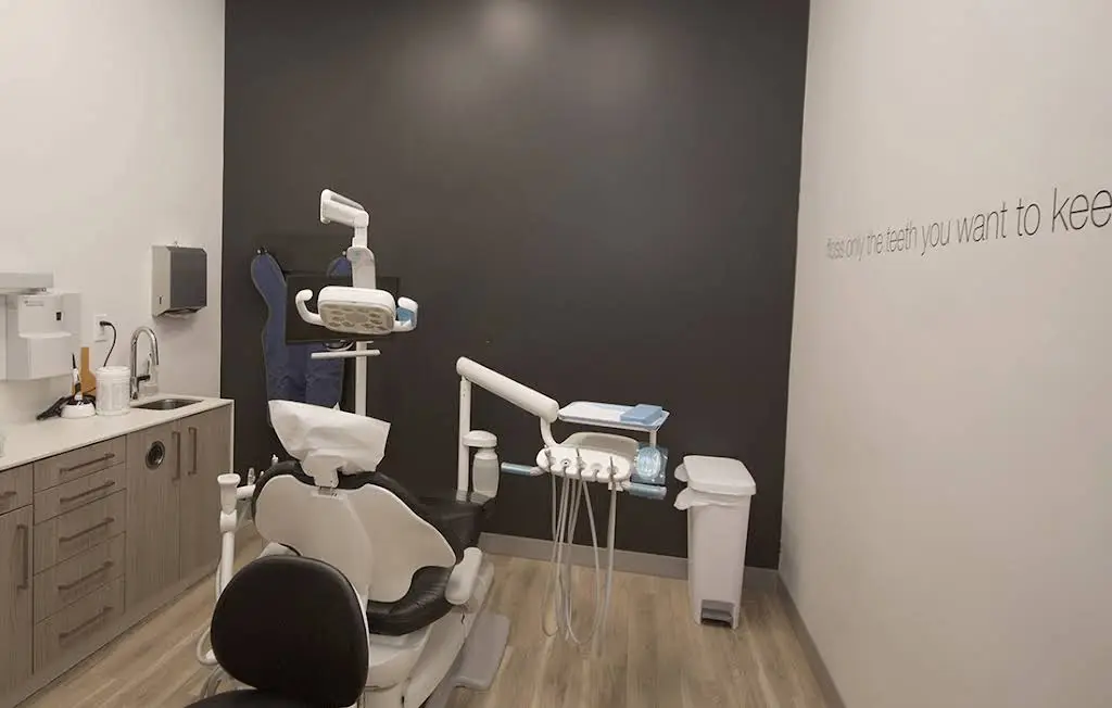 Studio Dental @ Square One