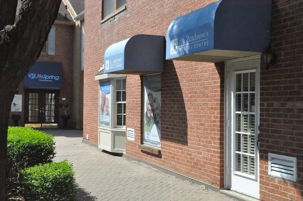 St. Andrew's Dental Centre - Aurora