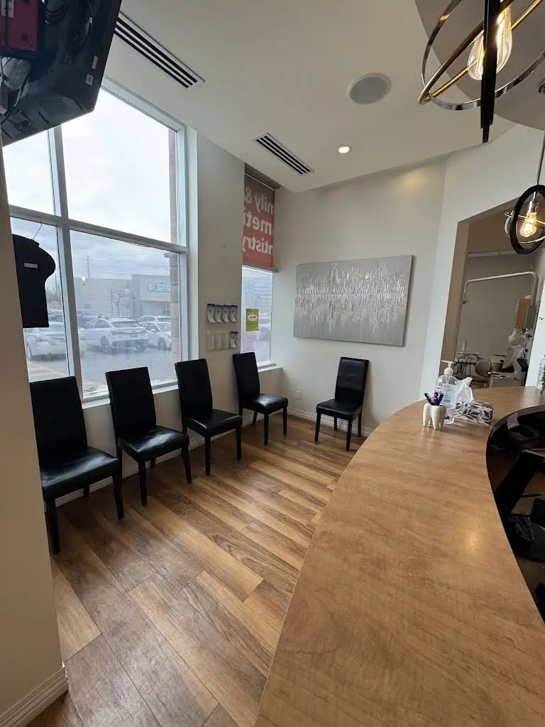 Smiles at Summerhill Dental