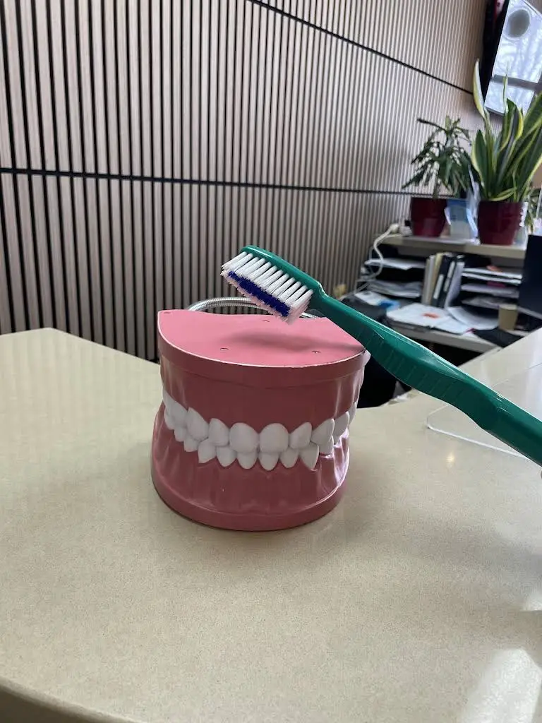 Dentistry On Thornhill Woods