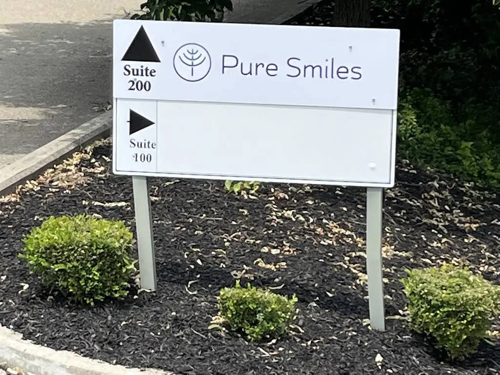 Pure Smiles - Western Hills