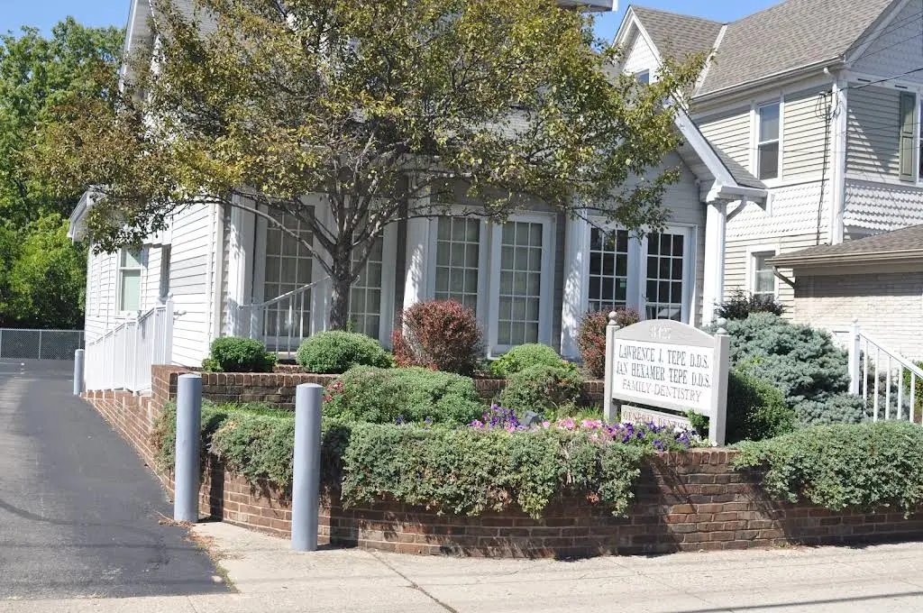 Hubbell J. Smith, DDS