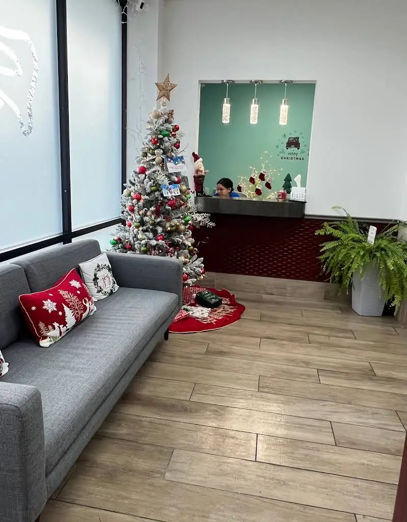Sonrisas Family Dental