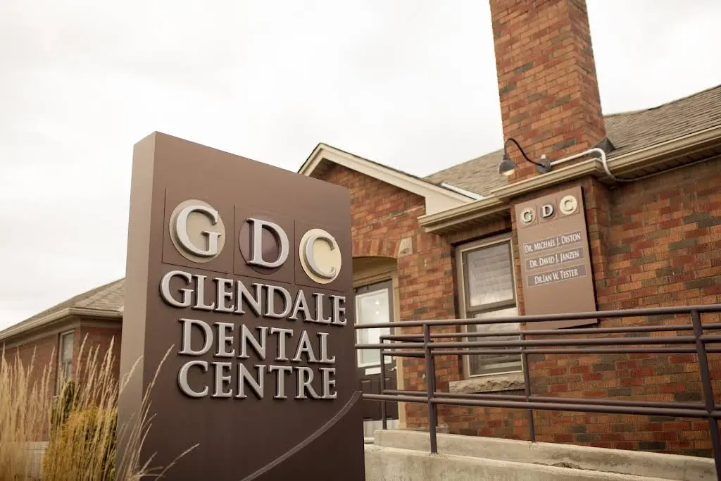 Glendale Dental Centre - Professional dental clinic exterior with modern facilities