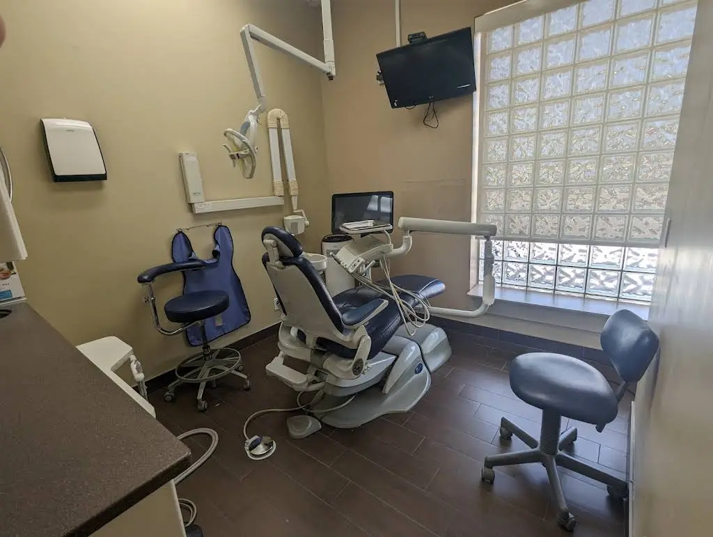 Applewood Hills Dental Centre