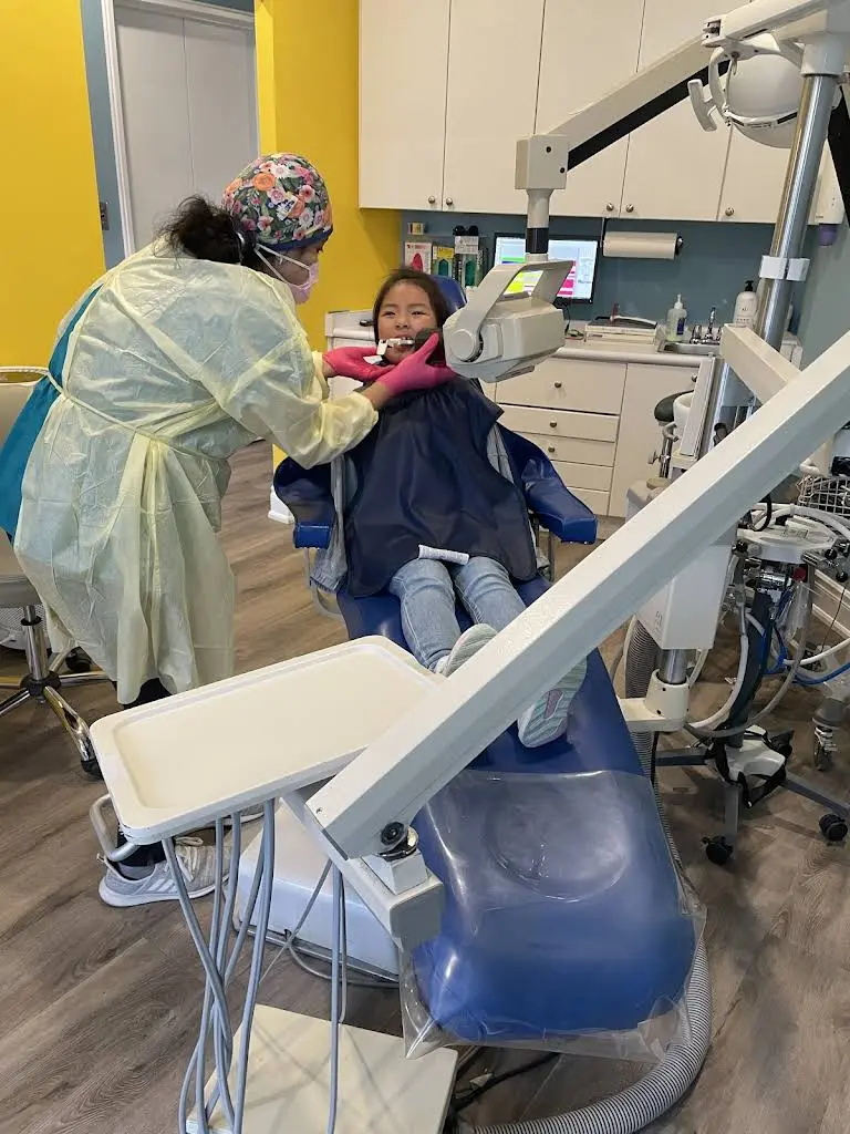 Apple Tree Dental For Kids, Newmarket