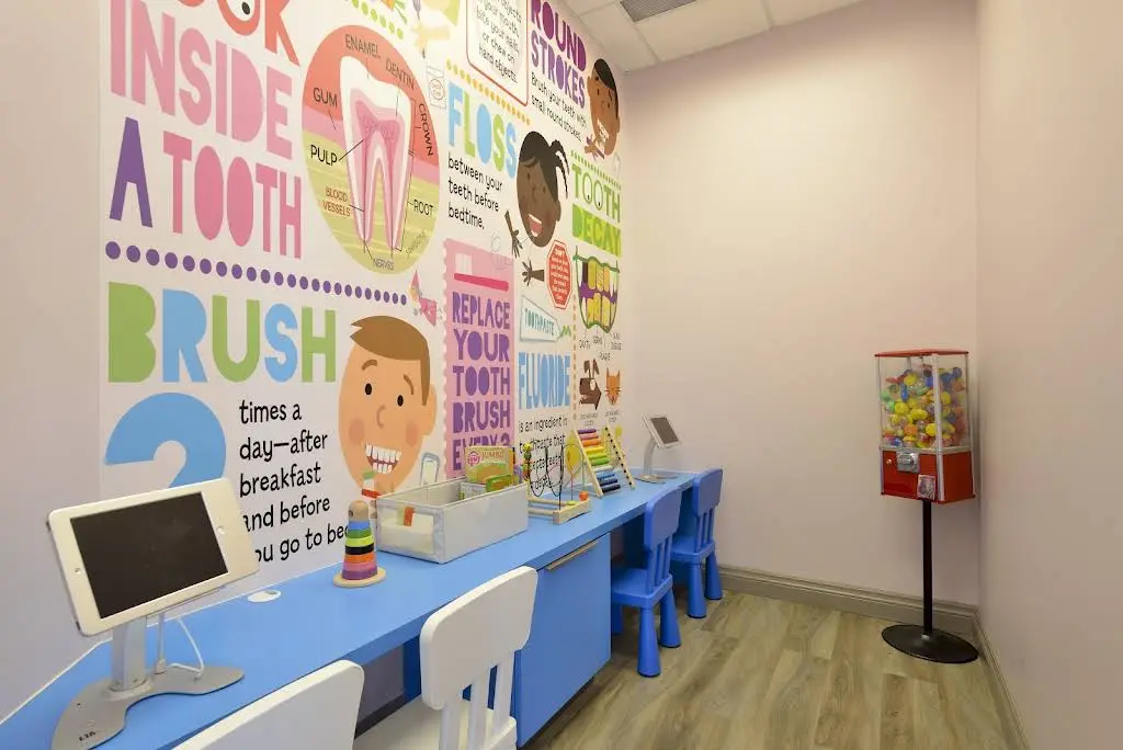 Dawson Dental Centre-Aurora