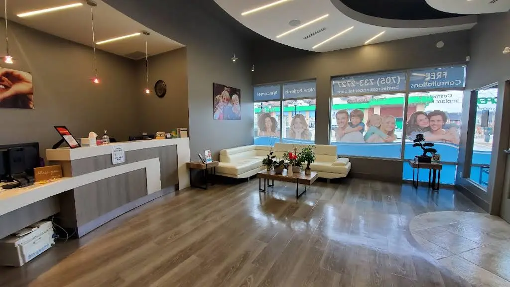 Barrie Crossing Dental Centre - Professional dental clinic exterior with modern facilities