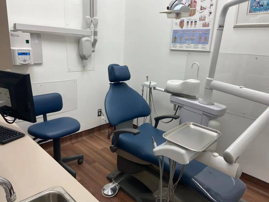 Dr. Irving Isakow & Associates