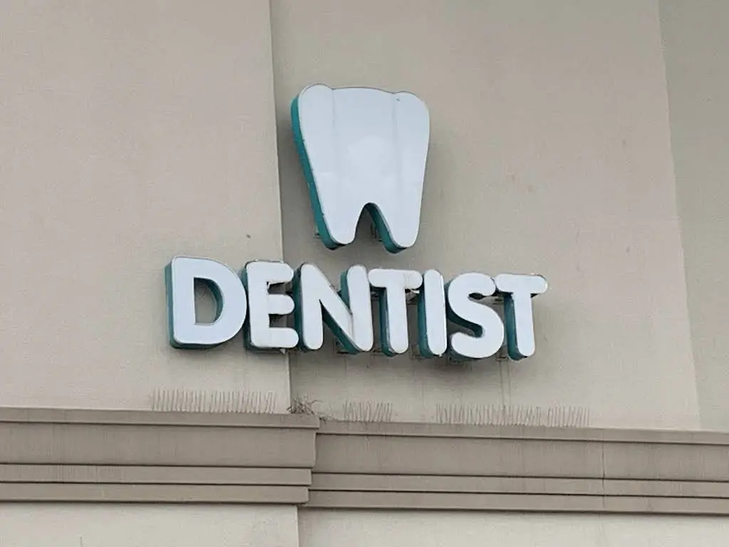 Dr. Irving Isakow & Associates