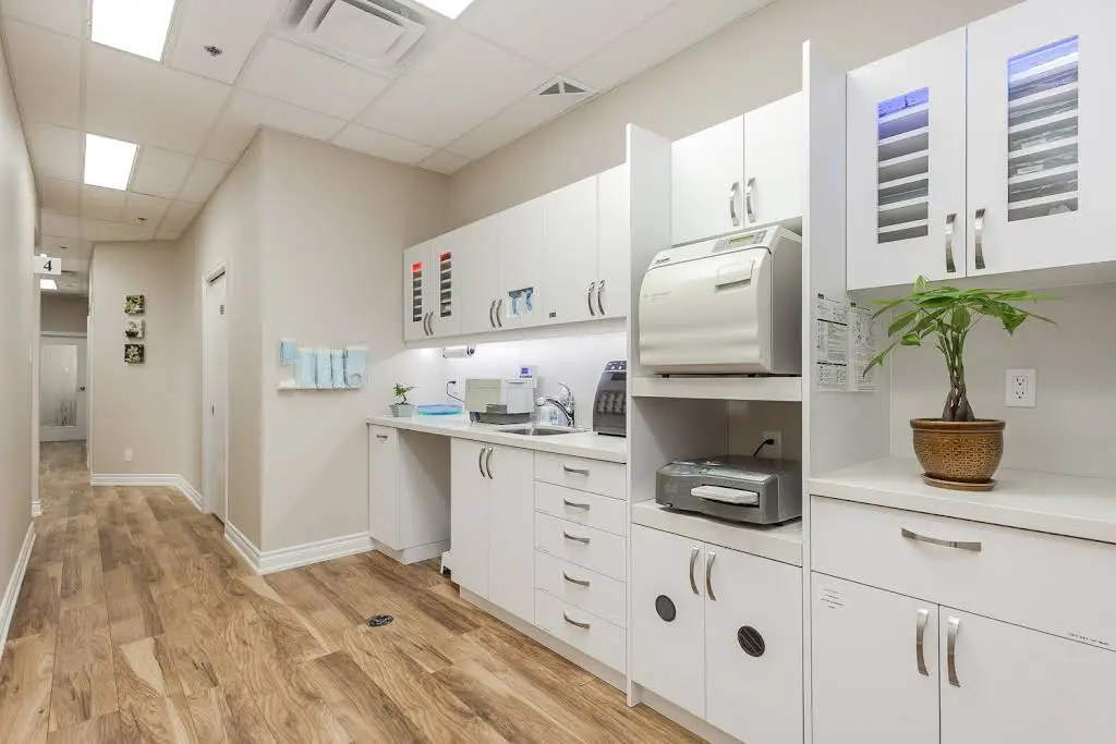 Yonge Weldrick Dental Centre