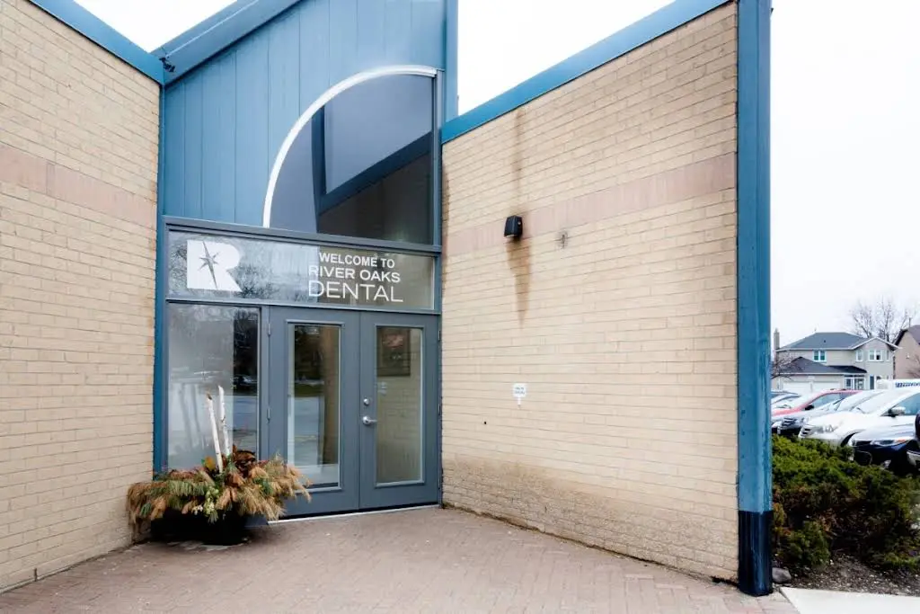 River Oaks Dental