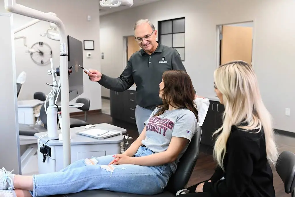 Hutta & Hutta Orthodontics