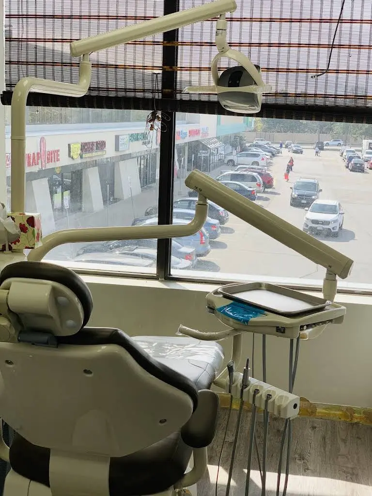 Dr. Hassan El-Awour Dental Office