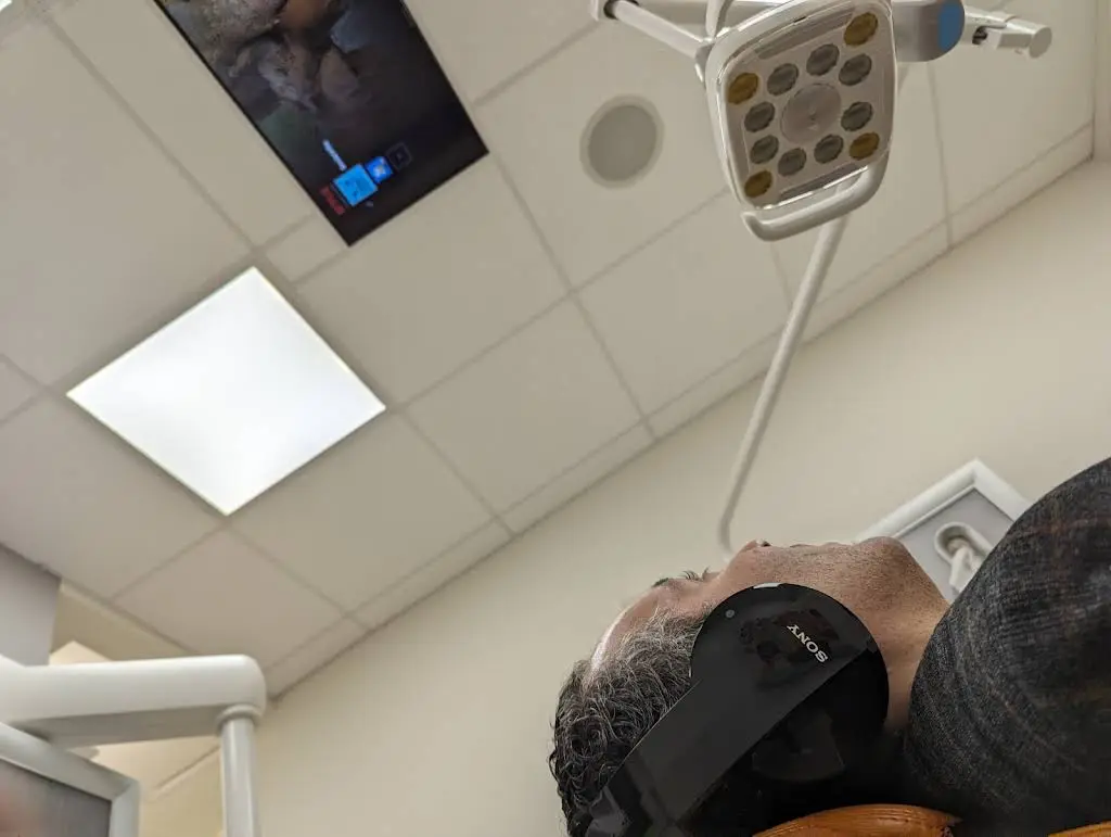 SmileVille Dentistry - Oakville