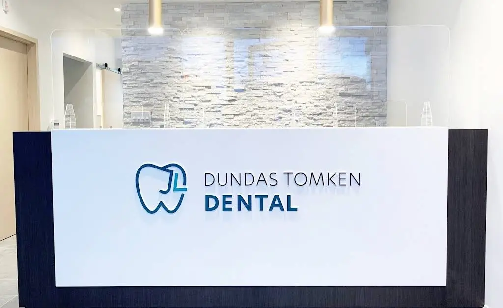 Dundas Tomken Dental