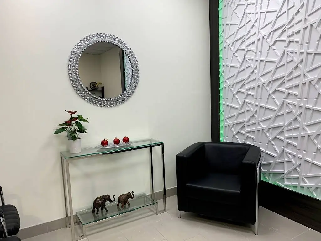Diamond Dental Champagne