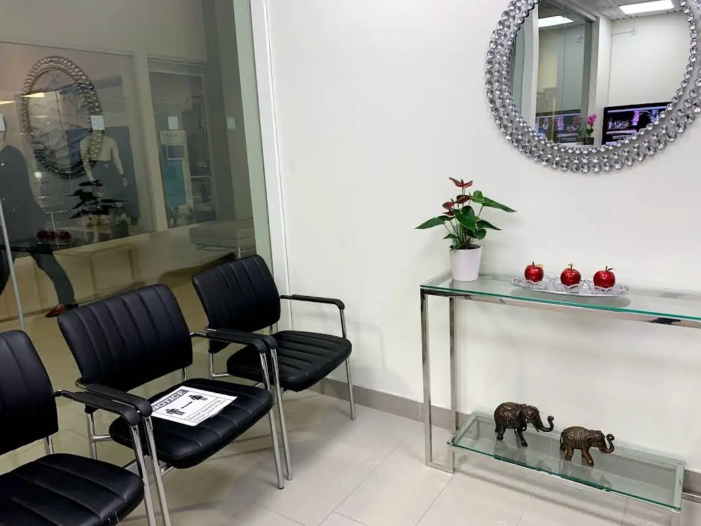 Diamond Dental Champagne