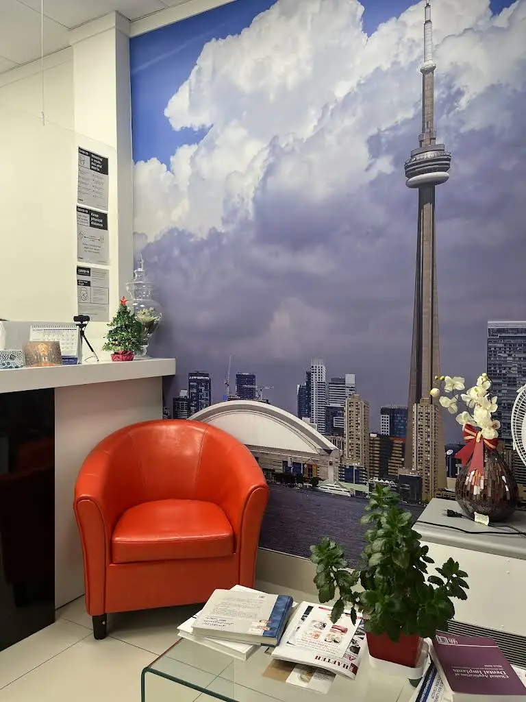 6006 Yonge Dental