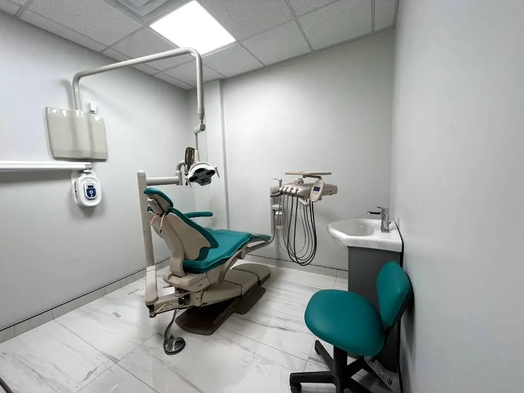 Great Lakes Dentistry - Professional dental clinic exterior with modern facilities