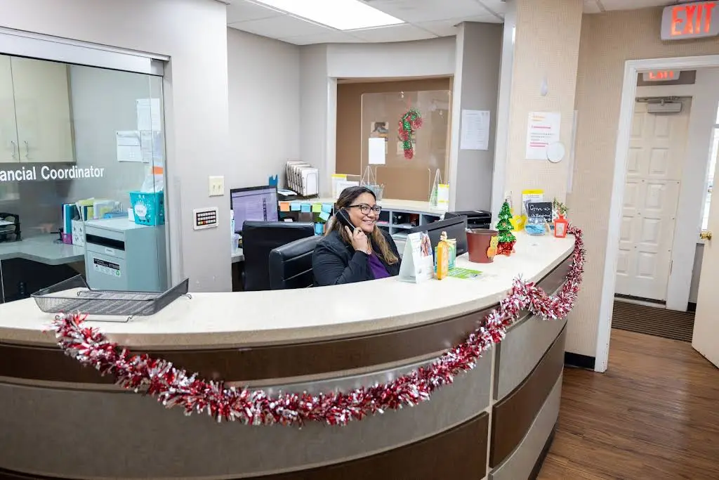 7 Days Family Dental - Speedway
