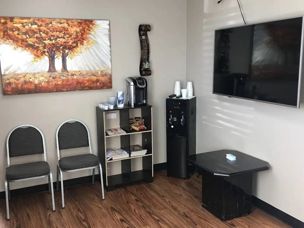 7 Days Family Dental - Speedway
